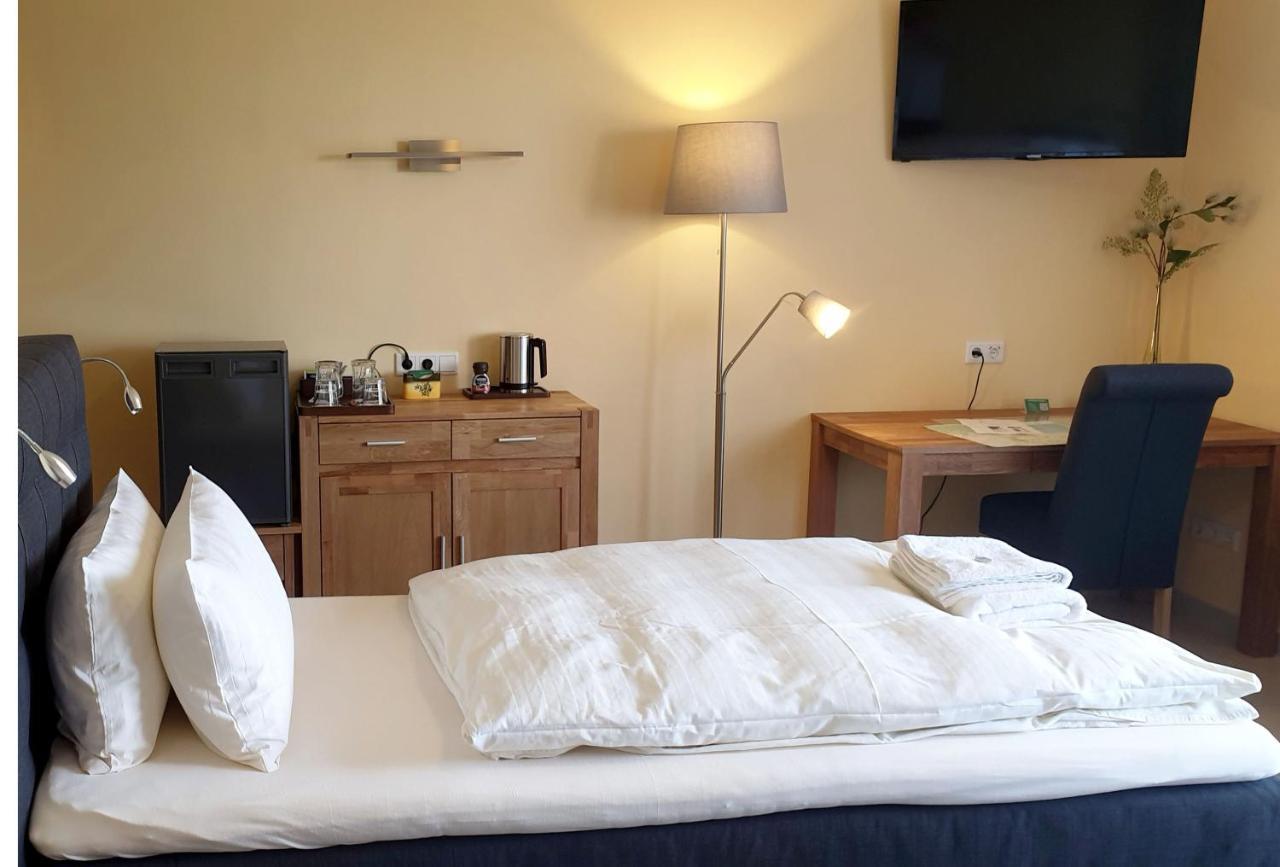 Bed And Breakfast Am Hoehenweg Warstein Exterior foto