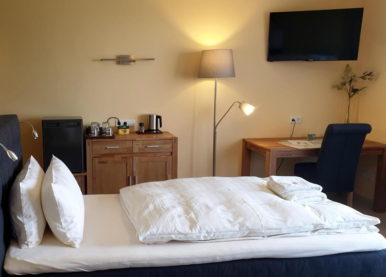 Bed And Breakfast Am Hoehenweg Warstein Exterior foto